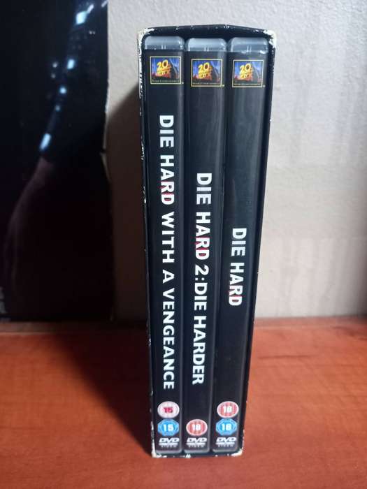 Die Hard Trilogy Collector's Edition