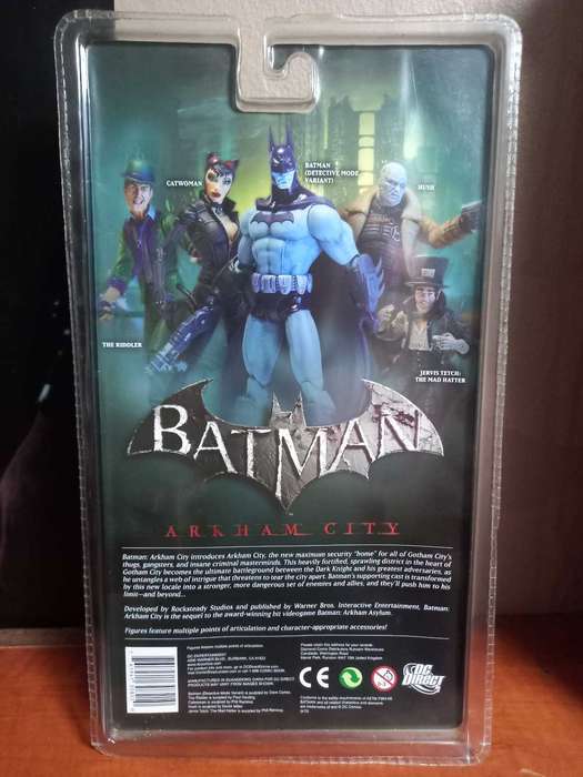 DC Direct Batman Arkham City Batman (Detective Mode) Series 2 Collector Action Figure