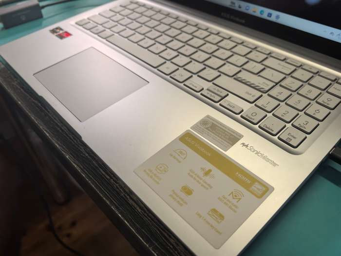 12TH GEN-RADEON GRAPHICS-ASUS VIVOBOOK 15-RYZEN 5-5600H-8GB RAM-512GB SSD-FHD-BACKLIT