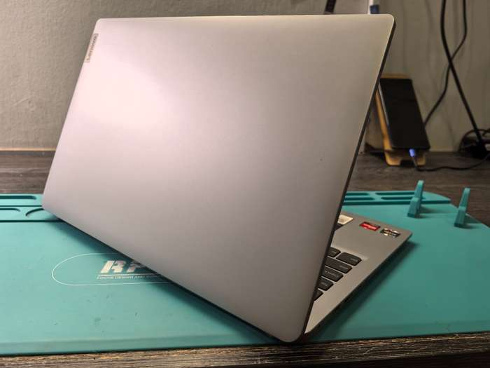 12th gen-LENOVO IDEAPAD 1-AMD RYZEN 5-5500U-16GB DDR5-512GB NVME-RADEON-QUAD CORE-FHD