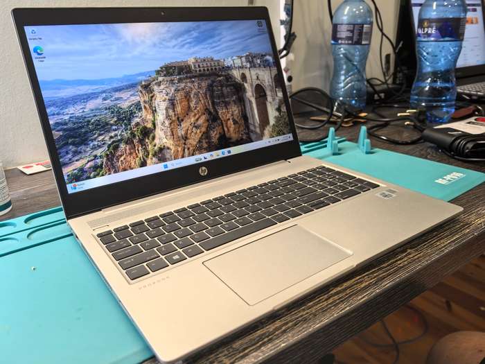 HP PROBOOK 450 G7-i5-10210u-16GB DDR4-256GB SSD-1000GB HDD-HD