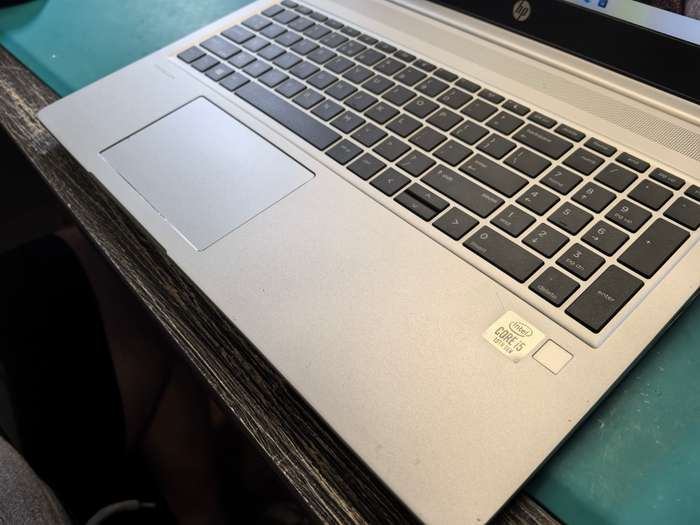 HP PROBOOK 450 G7-i5-10210u-16GB DDR4-256GB SSD-1000GB HDD-HD