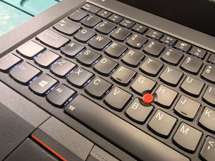ULTRABOOK-LENOVO THINKPAD T470-i5-7300U*FHD-256GB SSD-8GB DDR4 RAM-4G LTE-BACKLIT
