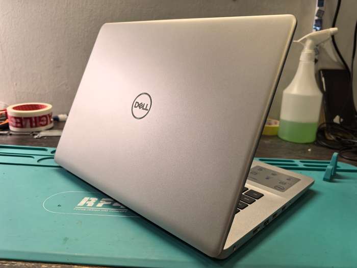 QUAD CORE i5-DELL INSPIRON 5510-i5-1035G1-8GB DDR4*256GB SSD*FHD