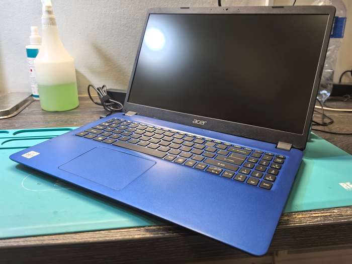 QUAD CORE 10TH GEN i5-ACER ASPIRE 3-i5-10210u-20GB DDR4-512GB SSD*HD