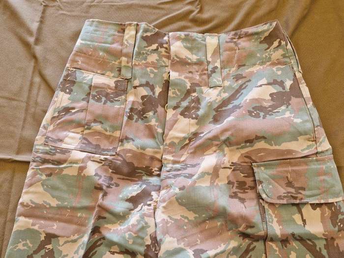 SADF 32 Battalion Camo Trousers. 43 CM across waist.