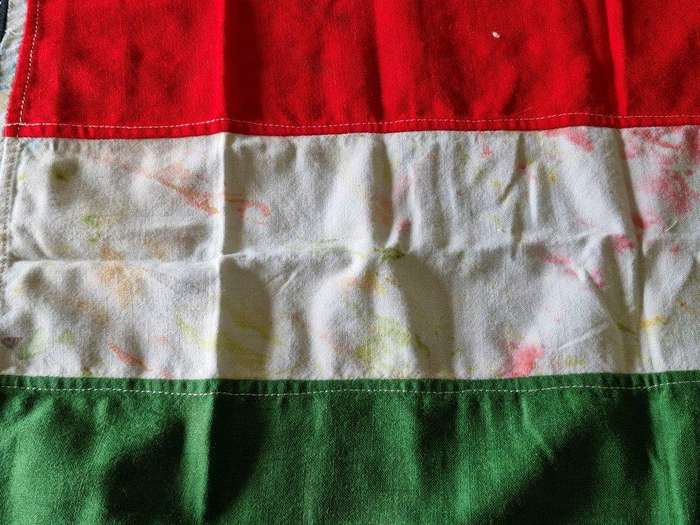 Zimbabwe Rhodesian flag. Rope and toggle intact. Maker William Smith and Gourock. 45 Cm x 100 Cm