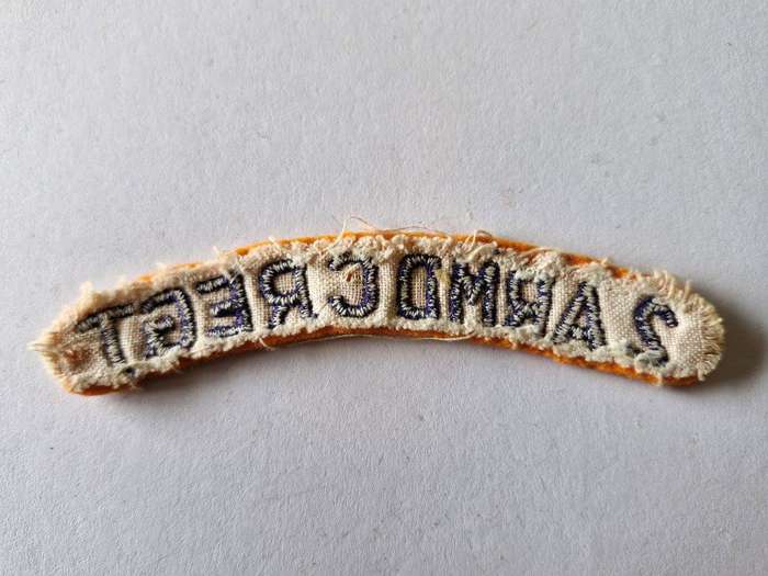 2nd Armoured Car Regiment cloth shoulder title.