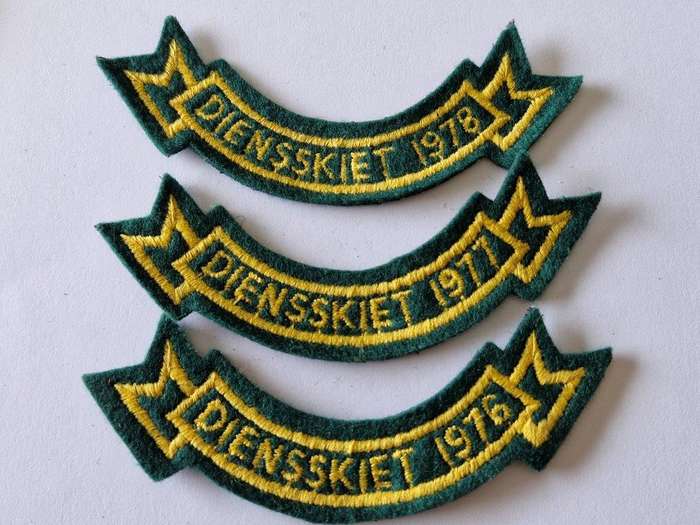 Cloth Service Shooting balkies for 1976, 1977 and 1978