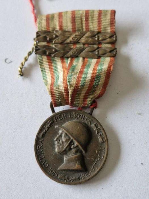 WWI Italian Unification Commemorative Medal with 2 bars