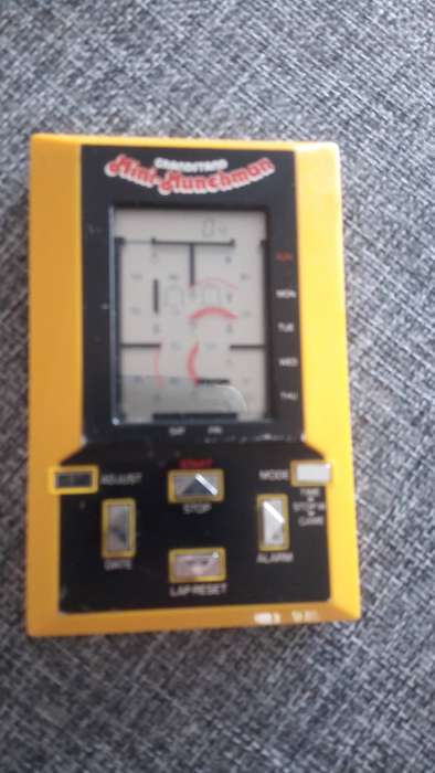 Grandstand mini munchman game