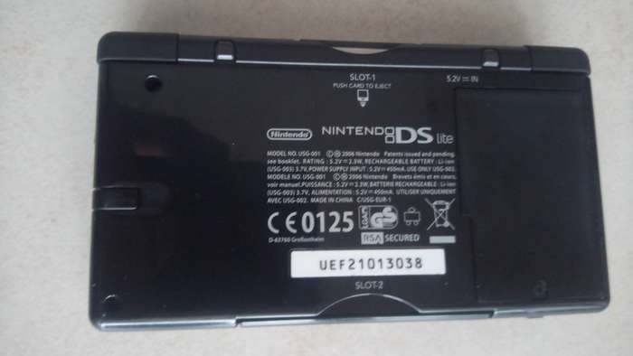 Nintendo DS Lite
