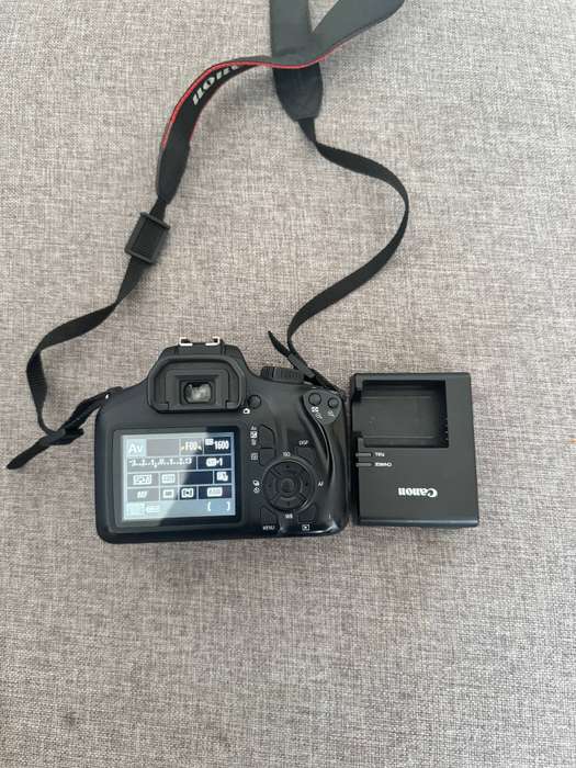 Canon EOS 4000D - Camera body