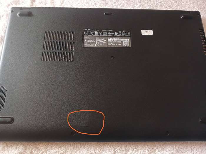 ASUS X515 I3 8GB FHD Notebook + Sleeve