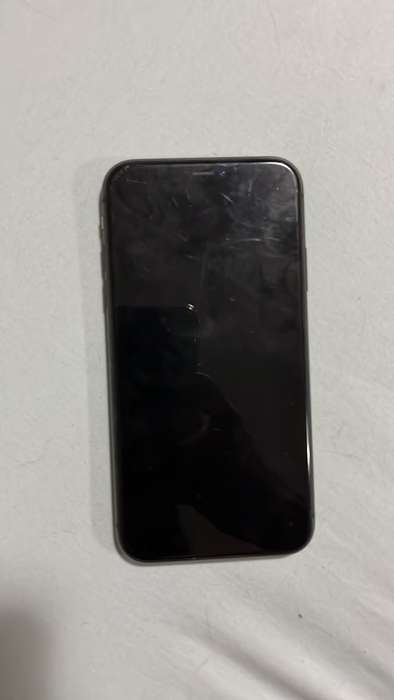 iPhone 11 - 64gb