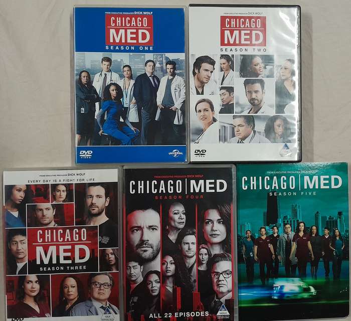 Chicago MED - Seasons 1 to 5 DVD bundle