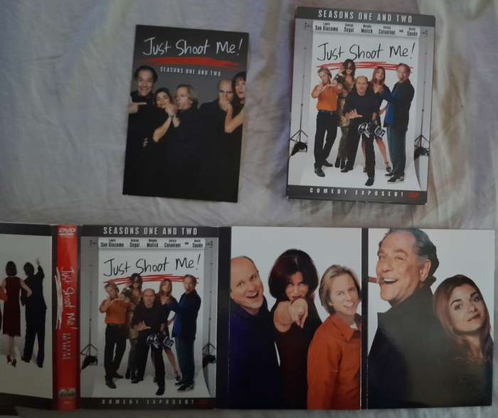 Just Shoot Me! - Seasons 1 and 2, 4DVD Box Set