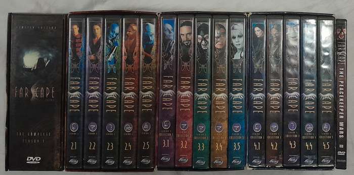 Farscape - Complete Series (seasons 1 to 4 and PeaceKeeper Wars Finale)
