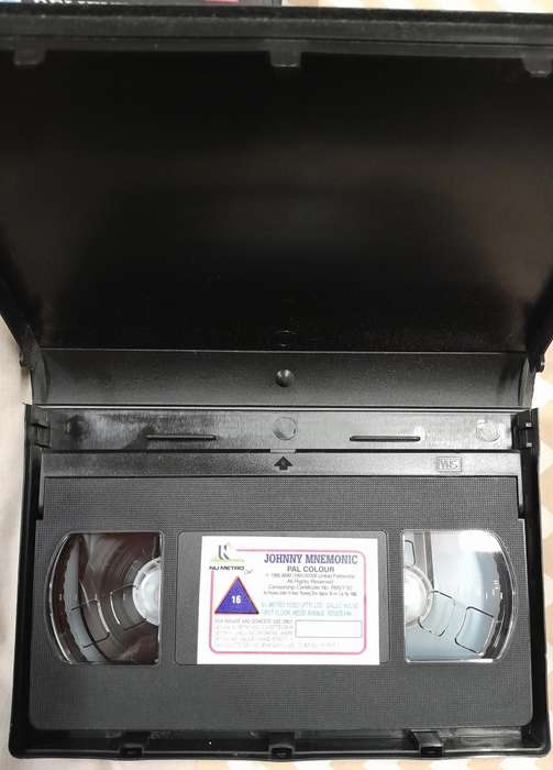 Johnny Mnemonic VHS (Keanu Reeves)