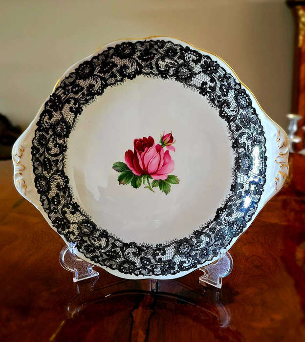 Royal Albert Senorita