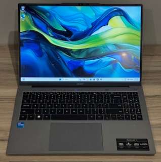 ACER I5 12TH GEN 512G NVME / 8G RAM