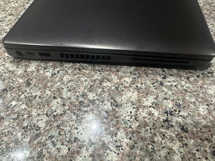 Dell Latitude 5400 | Intel i5 8365U | 32GB Ram  | 512GB SDD | Win 11 | HD Display