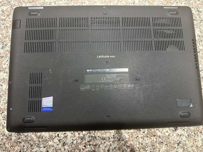 Dell Latitude 5400 | Intel i5 8365U | 32GB Ram  | 512GB SDD | Win 11 | HD Display