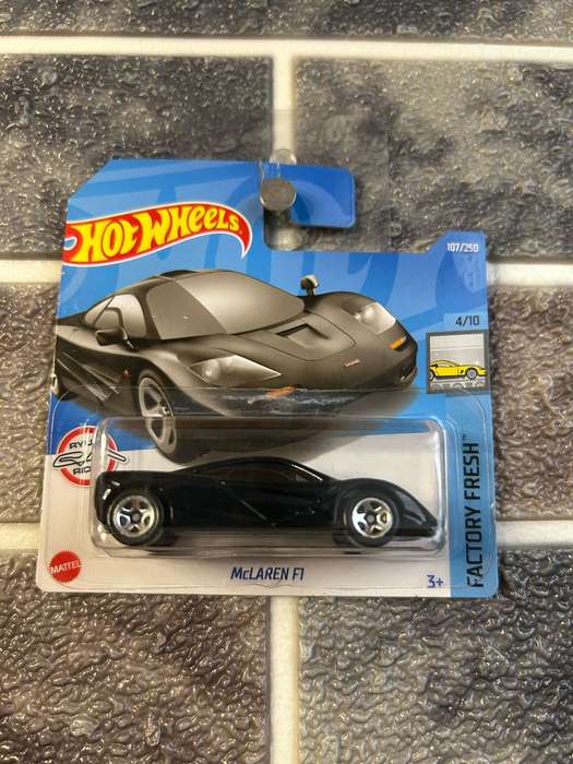Hot Wheels - McLaren F1 107-250