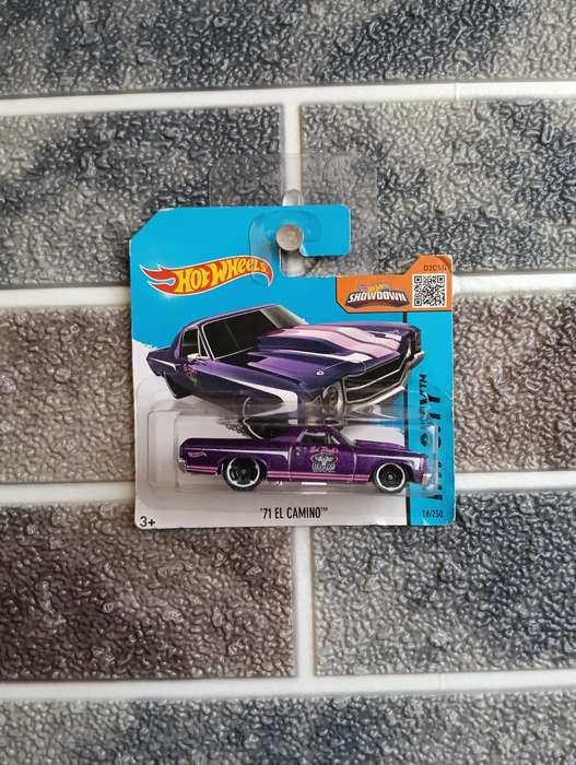 Hot Wheels 71 El Camino 18/250 Card Creased