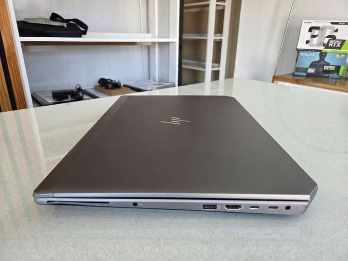 HP Zbook 15 G5 Workstation Core i7 - 8750H/ 32GB DDR4 RAM/ 1TB SSD/ Nvidia Quadro P2000 4GB GPU