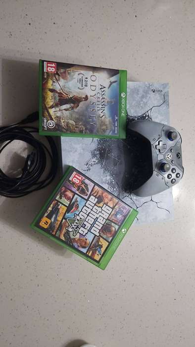 Microsoft Xbox One X Gears of War 5 Limited Edition Console (1TB)