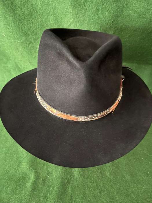 Hat Cattleman  wide brimmed  : Flechet Longhorn Cattleman Hat XL - great for the outdoors