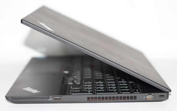 Lenovo ThinkPad T15 Gen 2 ,  Intel Core i5-1145G7, 16GB RAM , 256GB SSD,  15.6" FHD