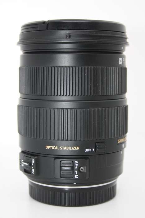 Sigma 18-200mm f/3.5-6.3 DC Auto Focus OS (Optical Stabilizer) Zoom Lens for Canon DSLR Cameras