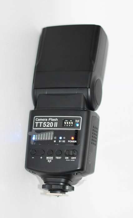GODOX TT520 II Universal Hot Shoe Flash Speedlite for DSLR Cameras Canon Nikon Pentax Olympus