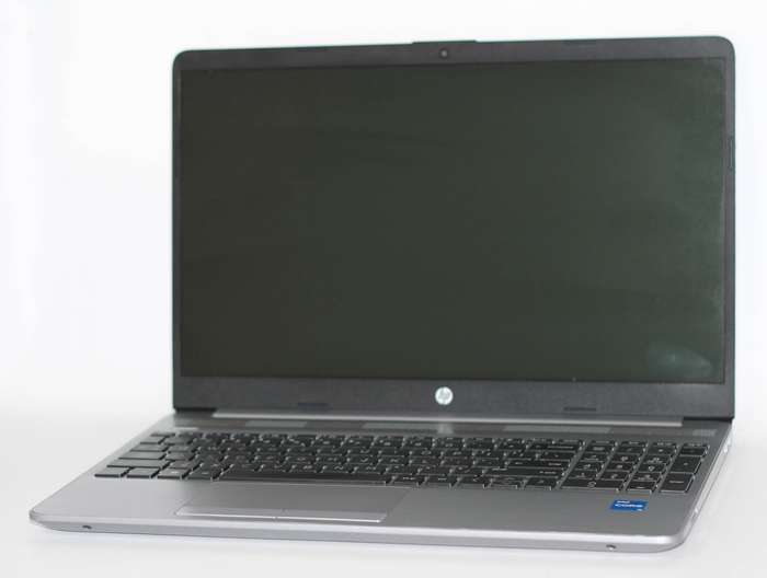 HP 250 G8  11th Gen Core i5-1135G7 / 8GB RAM / 256GB HDD / 15.6" FHD / Win 11