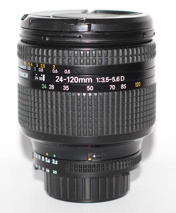 Nikkor 24-120mm f/3.5-5.6D IF AF lens