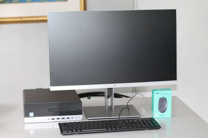 HP ProDesk 600 G3 Intel Core I7-6700, 4GB, 512GB SSD + HP EliteDisplay E273 27-inch Full HD LED Moni
