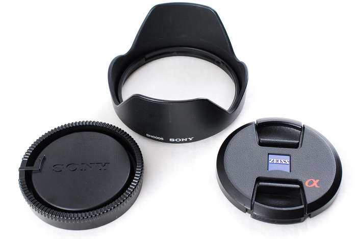Sony 16-80mm f/3.5-4.5 Carl Zeiss Vario-Sonnar T DT Zoom Lens for Sony Alpha Digital SLR Camera