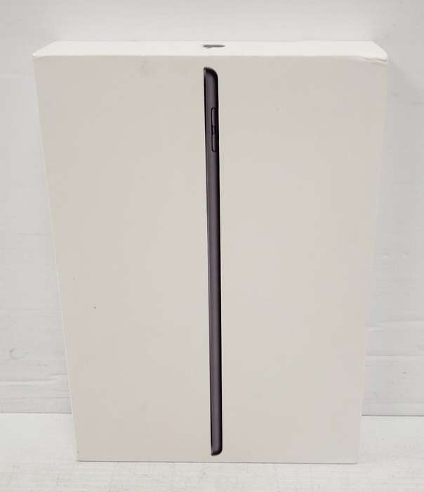 Apple iPad (9th Gen) | 10.2 Retina | A13 Chip | 64GB | Wi-Fi | 12MP Cam , NEW CONDITON , WITH BOX