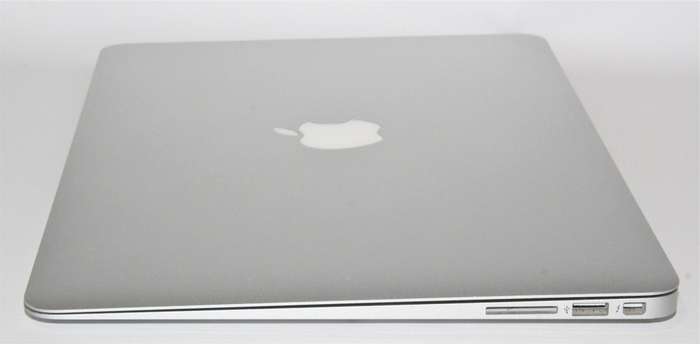 MACBOOK AIR 13 ,CORE I5-5350U,1.80GHz,8GB RAM ,128GB SSD, MICROSOFT OFFICE ,FINAL CUT PRO ,ADOBE CS5