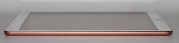 Apple  iPad 6th Gen 9.7-inch Wi-Fi 128GB