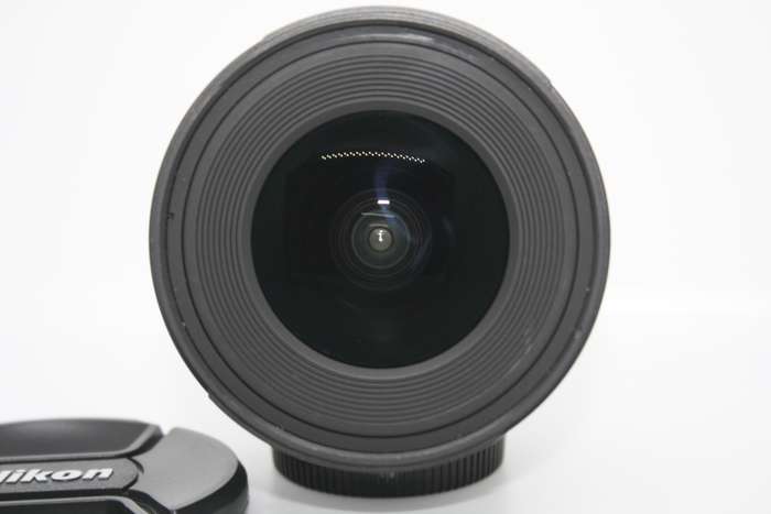 Nikon AF-S DX NIKKOR 10-24mm f/3.5-4.5G ED Lens IN VERY GOOD CONDITION