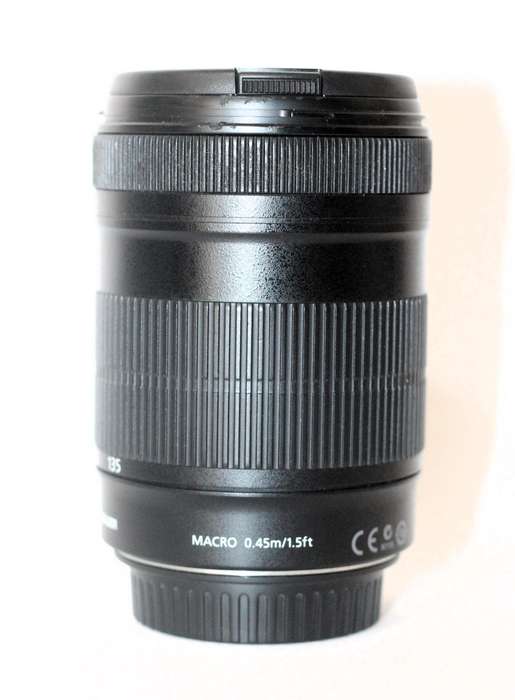 Canon EF-S 18-135mm f/3.5-5.6 IS Lens