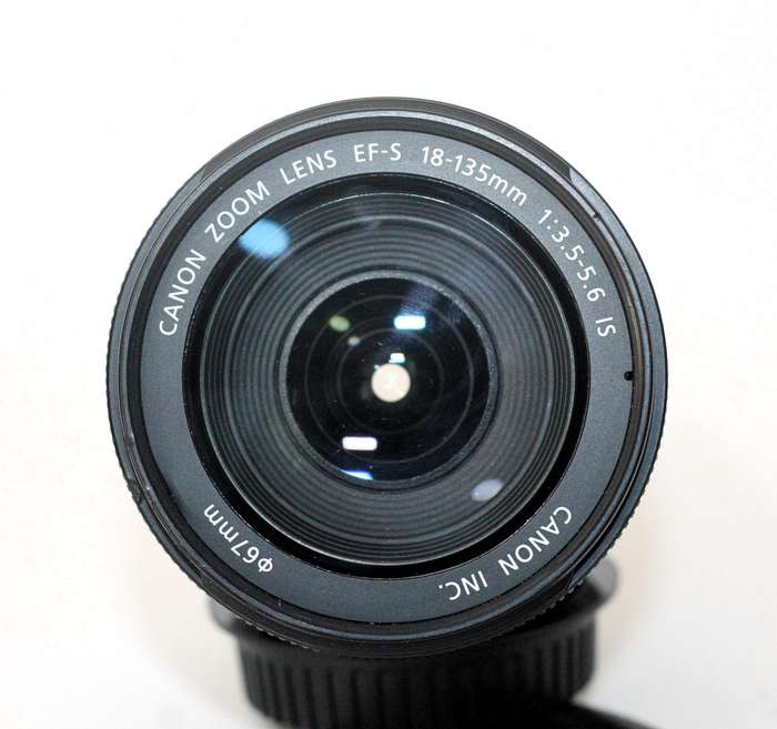 Canon EF-S 18-135mm f/3.5-5.6 IS Lens
