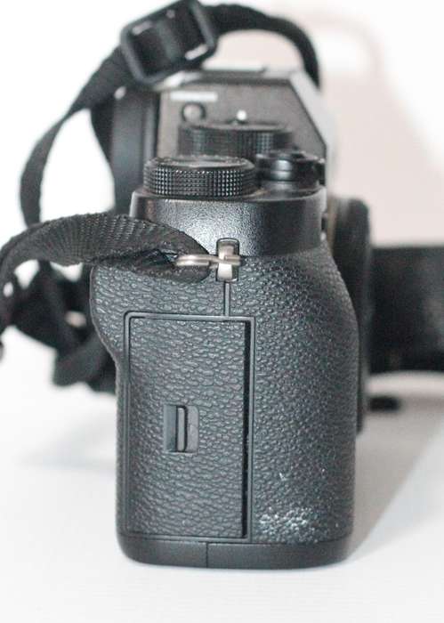 FUJIFILM X-T2 Mirrorless Digital Camera Body , Very Low Shutter Count , 13 on The Clock
