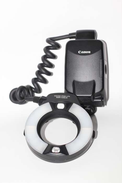 Canon Macro Ring Lite MR-14EX