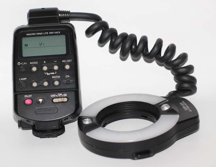 Canon Macro Ring Lite MR-14EX
