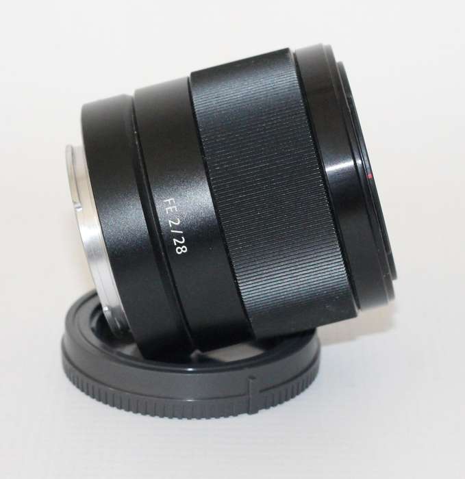 Sony FE 28mm f/2 Lens
