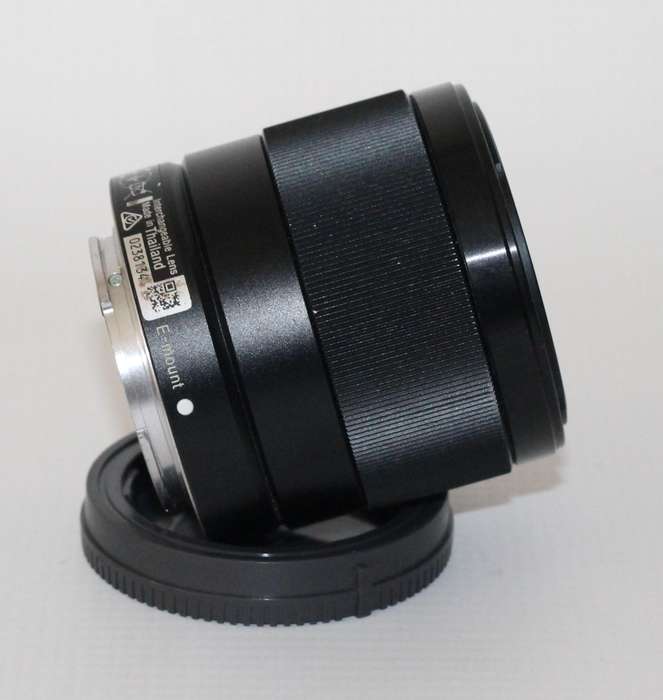 Sony FE 28mm f/2 Lens